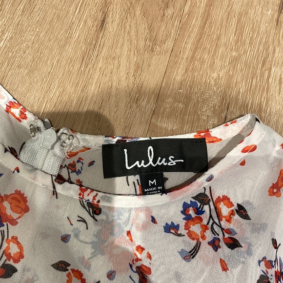 NWOT Lulus White Dress with Flowers - Picture 5 of 5